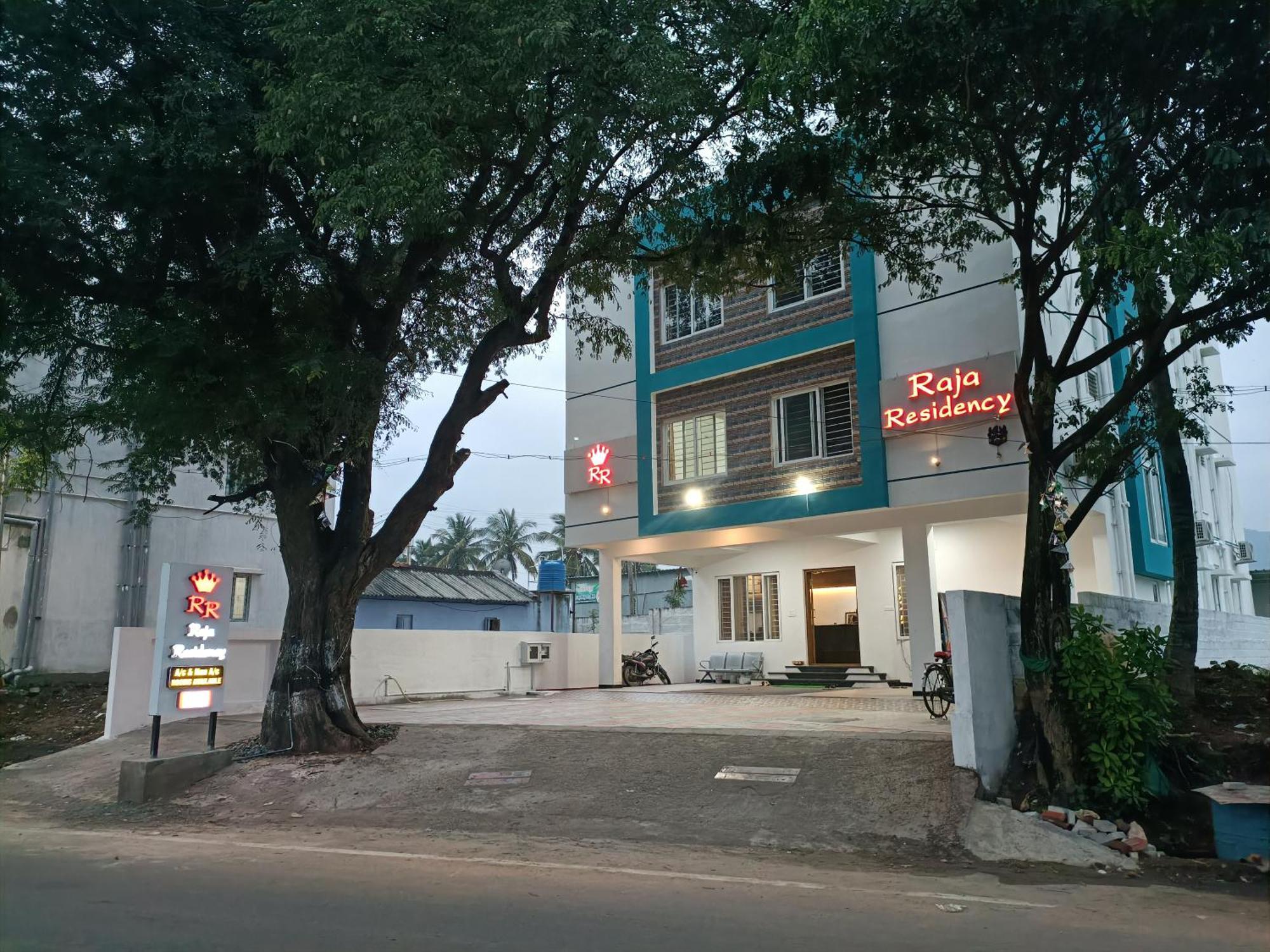 Hotel Raja Residency Alāndurai Exterior foto